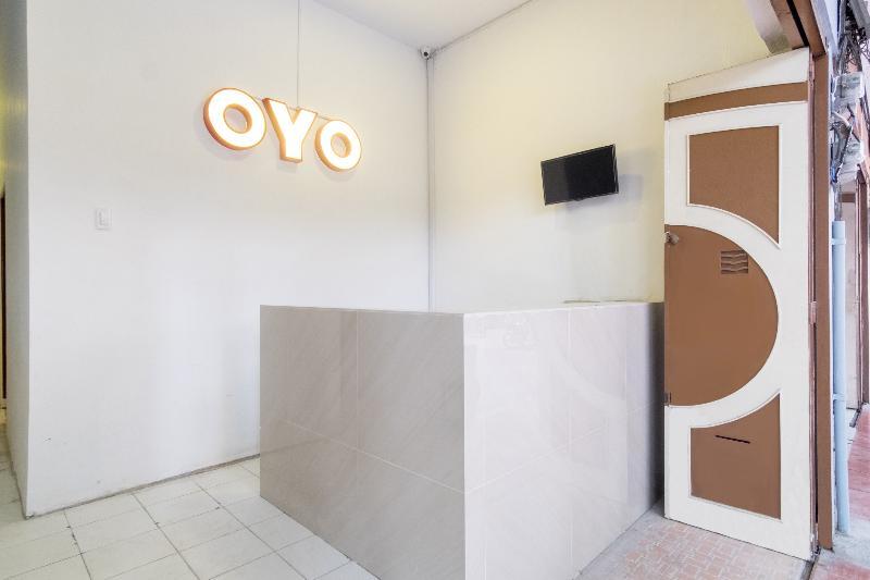 Oyo 835 Metropolitan Home Stay Medan Exteriör bild