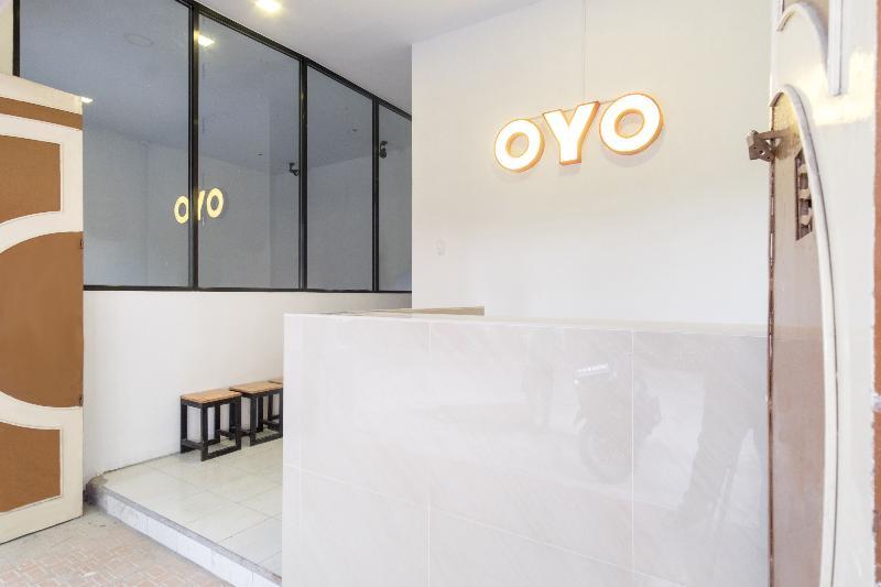 Oyo 835 Metropolitan Home Stay Medan Exteriör bild