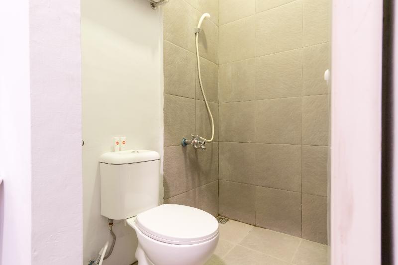 Oyo 835 Metropolitan Home Stay Medan Exteriör bild