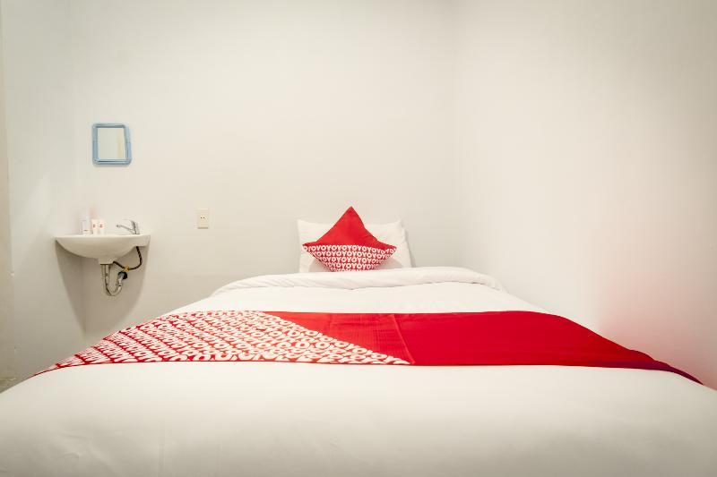 Oyo 835 Metropolitan Home Stay Medan Exteriör bild