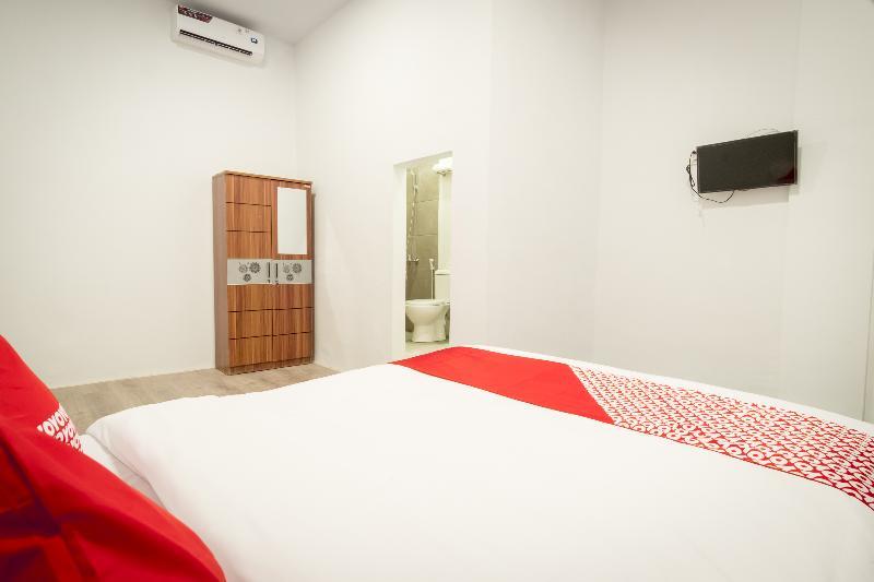 Oyo 835 Metropolitan Home Stay Medan Exteriör bild